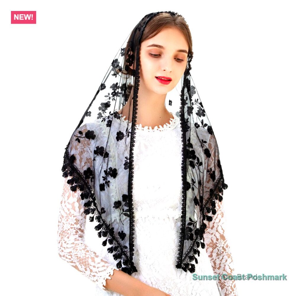 Lace Triangle Mantilla Veil for Mass Wedding Bridal Accessories